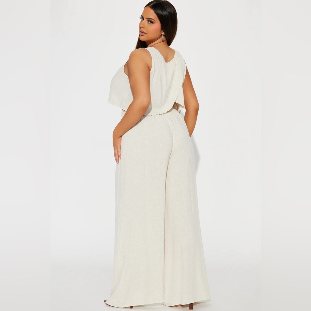 2XL/plus 16 Cream color linen lounge set